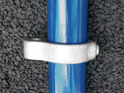 Hinge for fuit cage door