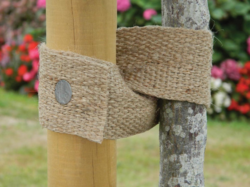 Natural jute tree ties from Garland