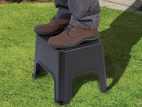 The step stool from Garland for extra reach