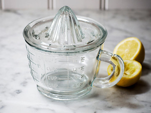 glass lemon squeezer with pint jug