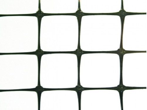 Heavy duty extruded bird protection netting for plants