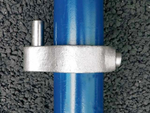 Galvanised hinge peg for heavy duty crop cage