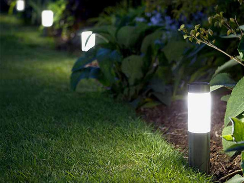 solar post light