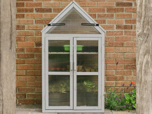 The Plantpak grow house for propagation