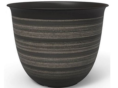Sahara Robust resin planter from Stewarts